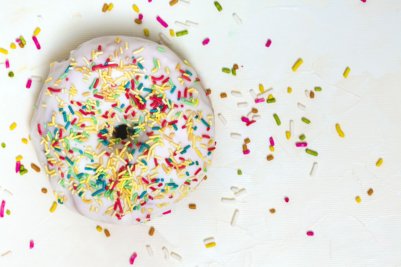 Natural colored sprinkles Natural colored sprinkles vs. artificial colored sprinkles