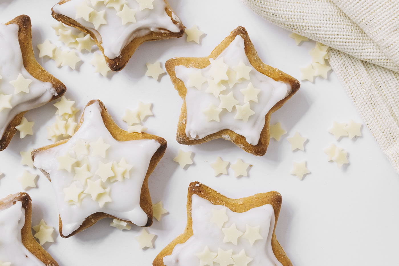 Christmas-themed natural sprinkles